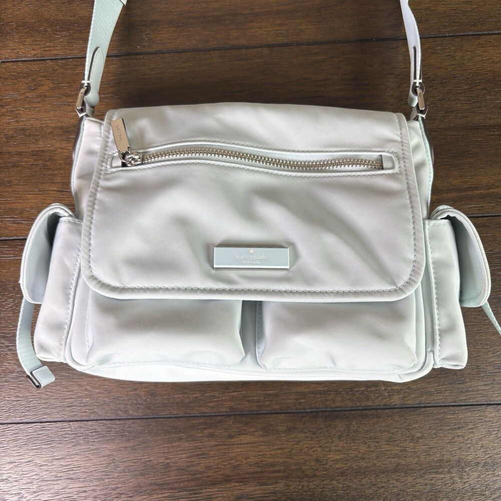 Kate Spade KN672 Carter Ksnyl Cargo Messenger Bag In Crisp Sky EUC - Picture 7 of 16